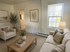 4 Pleasant St, Rockport, MA