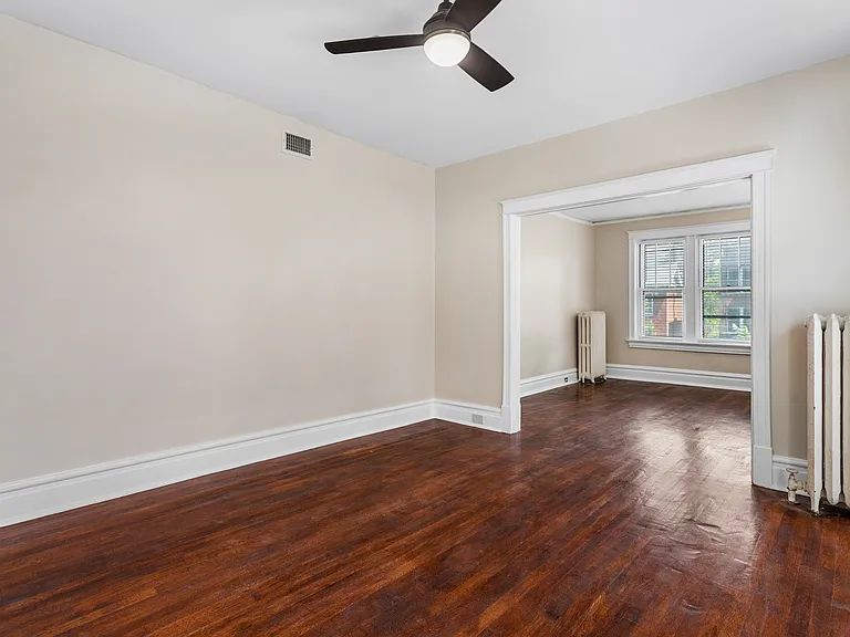 6026-28 Pershing Ave #6028 — Photo 8