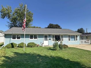 1310 Macarthur Dr, Janesville, WI 53548