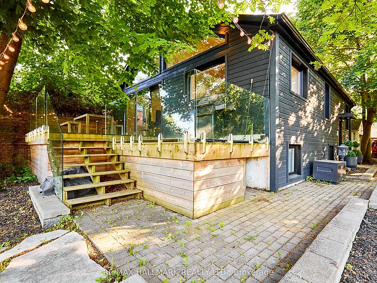 72 Sunnypoint Cres — Photo 38