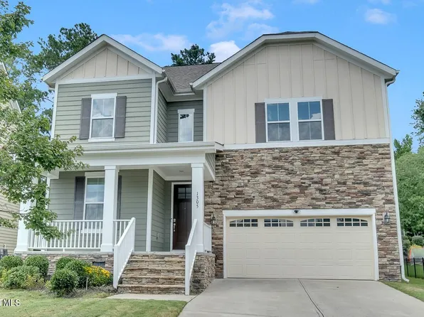 1305 Stonemill Falls Dr, Wake Forest, NC 27587