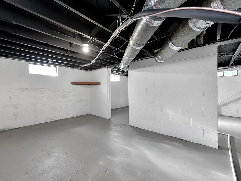 2389 Hiawatha St #2389 — Photo 25