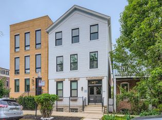 1242 W Huron St #1, Chicago, IL 60642