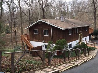 91 Jacobs Creek Rd, Ewing, NJ 08628