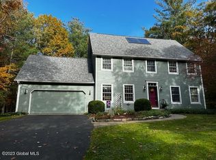 11 Pond Hollow Rd, Averill Park, NY 12018