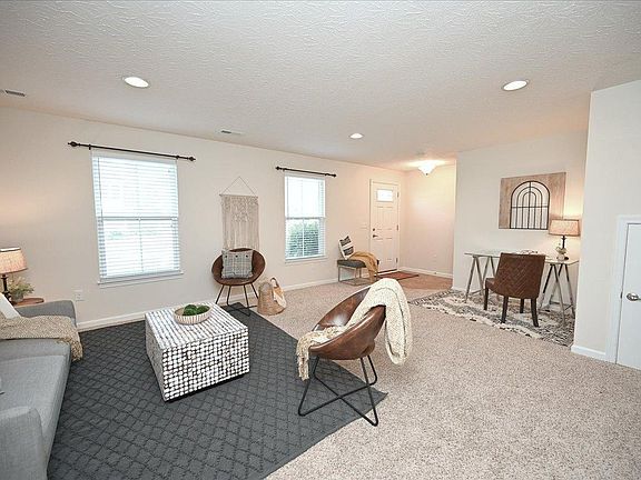 2nd image of 9556 Cobblestone Walk
