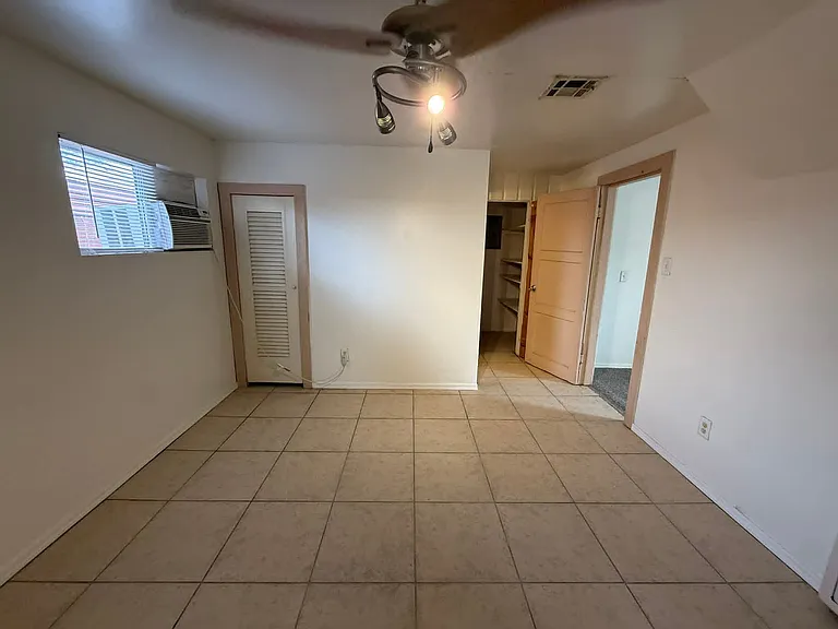 1137 E Adelaide Dr #2 — Photo 10
