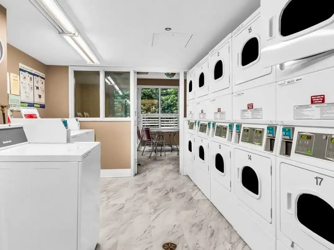 1 bed, 645 sqft, $2,100 — Photo 4