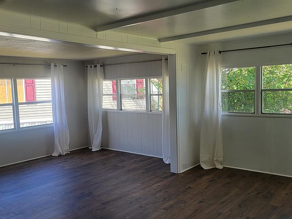 3rd image of 5420 Isabelle Ave