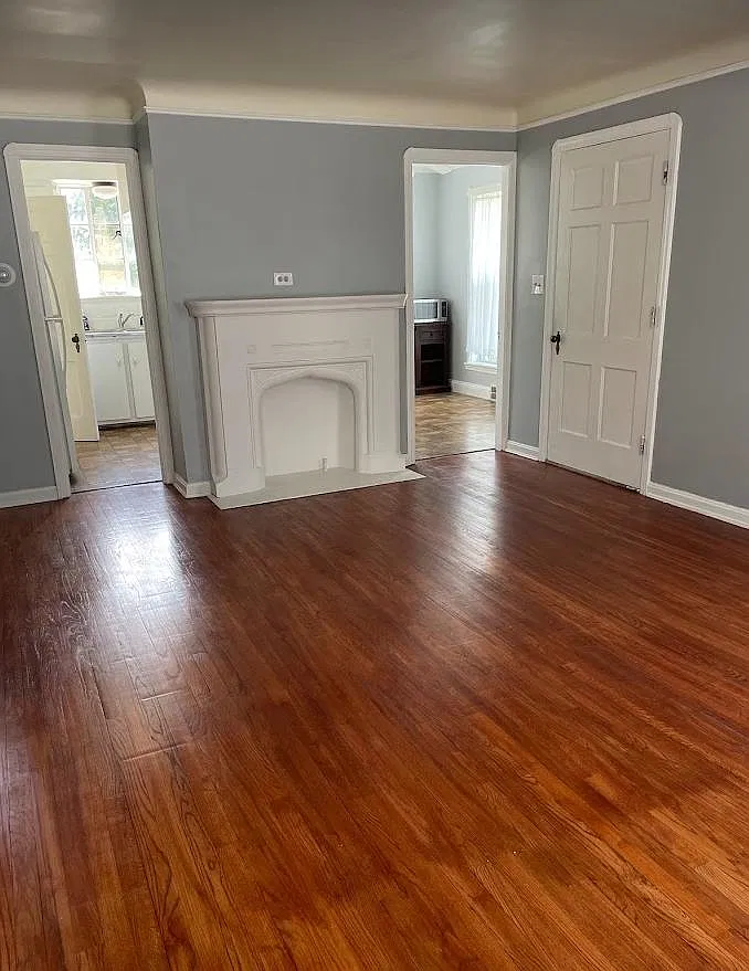 3 bed, 1619 sqft, $1,100 — Photo 2