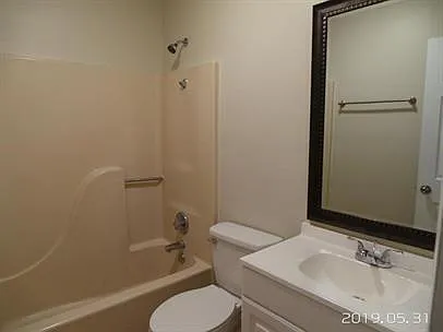 Hill Lane 590 Unit 3 - 79 — Photo 3