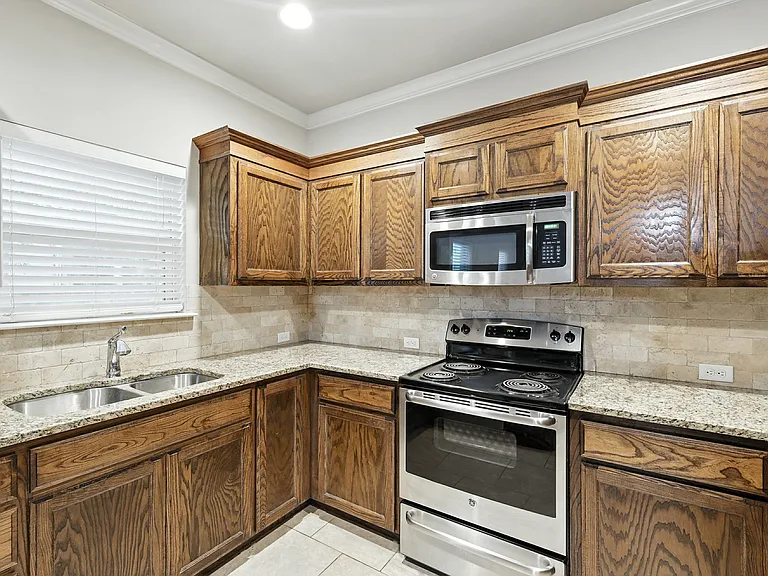 3408 S University Dr — Photo 10