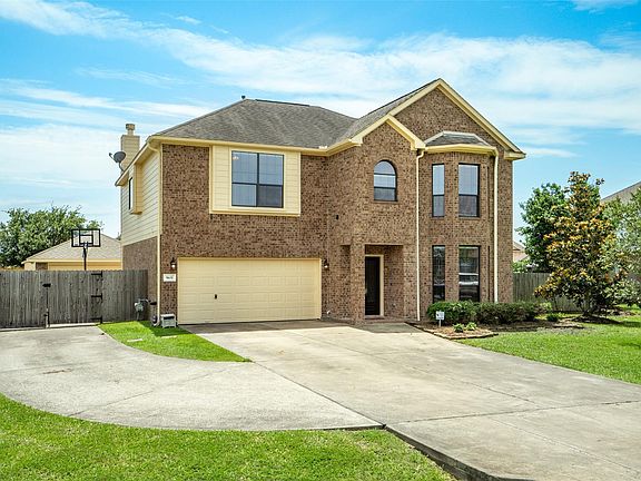 2nd image of 9611 Inwood Cir