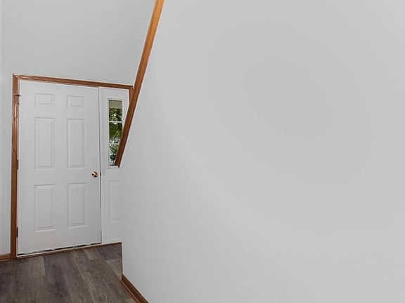 2nd image of 3738 Westlake Village Dr
