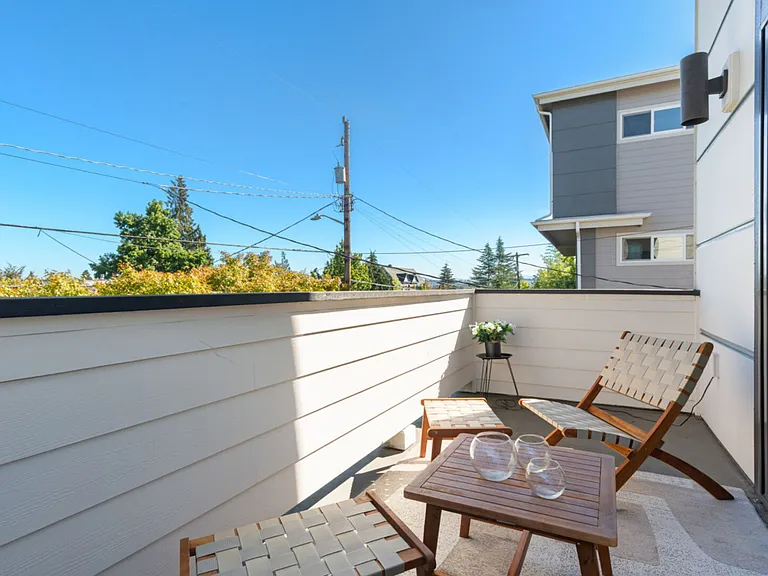 S Orcas St — Photo 35