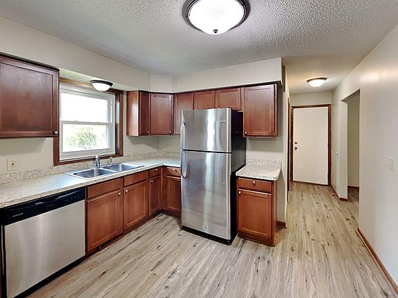 2nd image of 2587 English St N