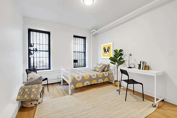 Rented by Compass | media 41