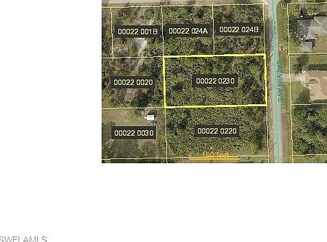 2nd image of 921 Calvin Ave