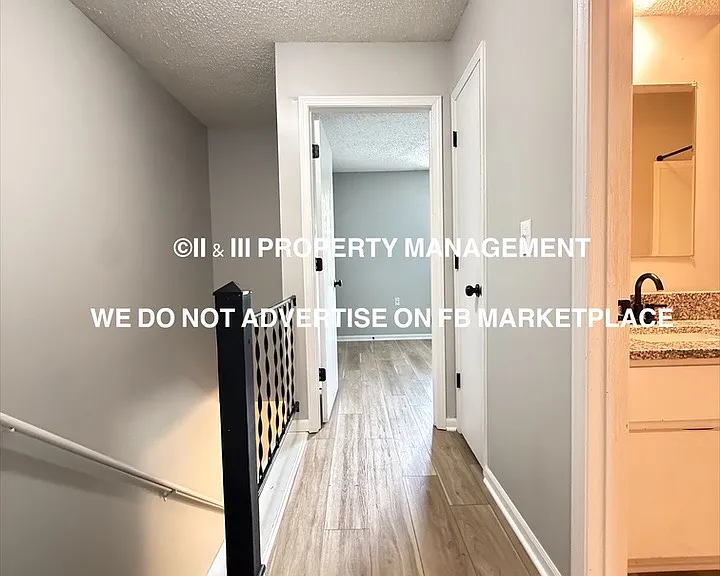 1933 Lawrence Ct — Photo 12