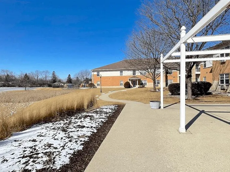 5005 W Bradley Rd — Photo 20