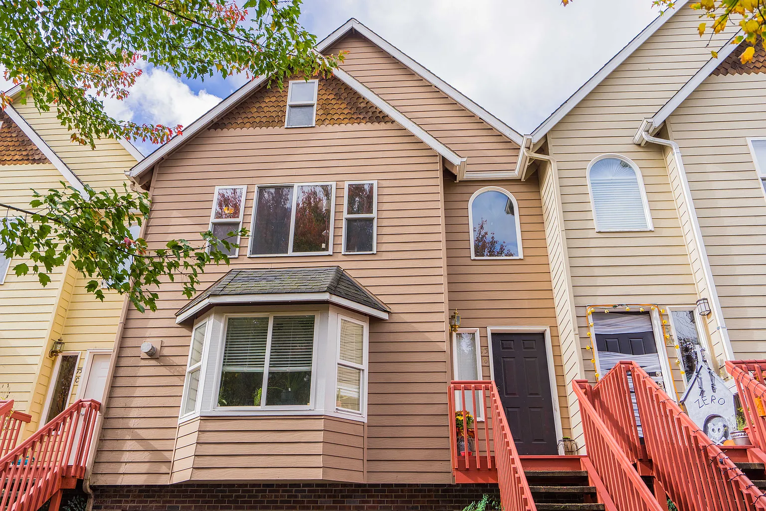 75 River Rock Ln photo 1