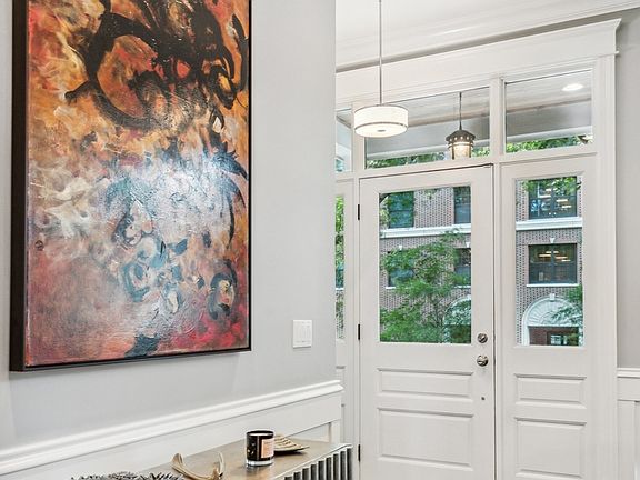 5th image of 2413 N Orchard St