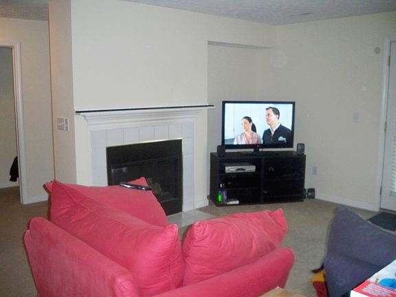 4th image of 14920 Lenox Dr
