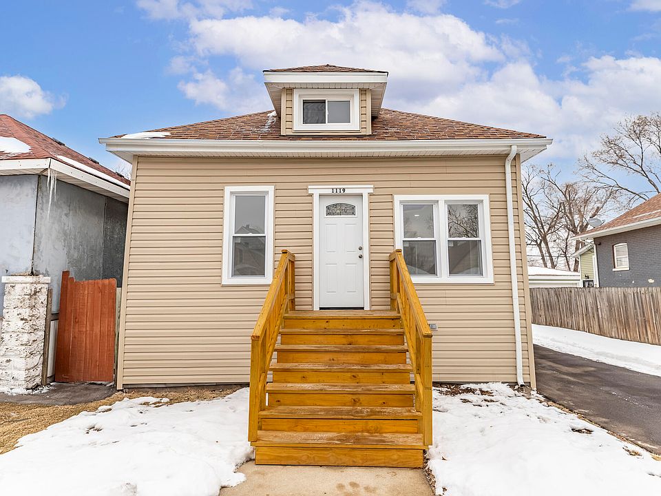 1st image of 1119 Sibley St