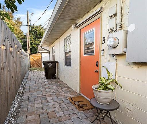 5th image of 2114 59TH STREET S