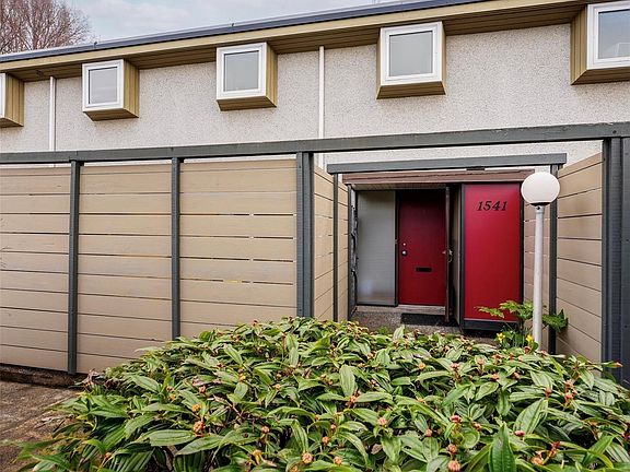 2nd image of 1541 N Dairy Rd