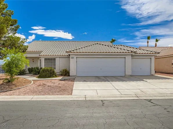 4723 Carefree Dr, Las Vegas, NV 89122