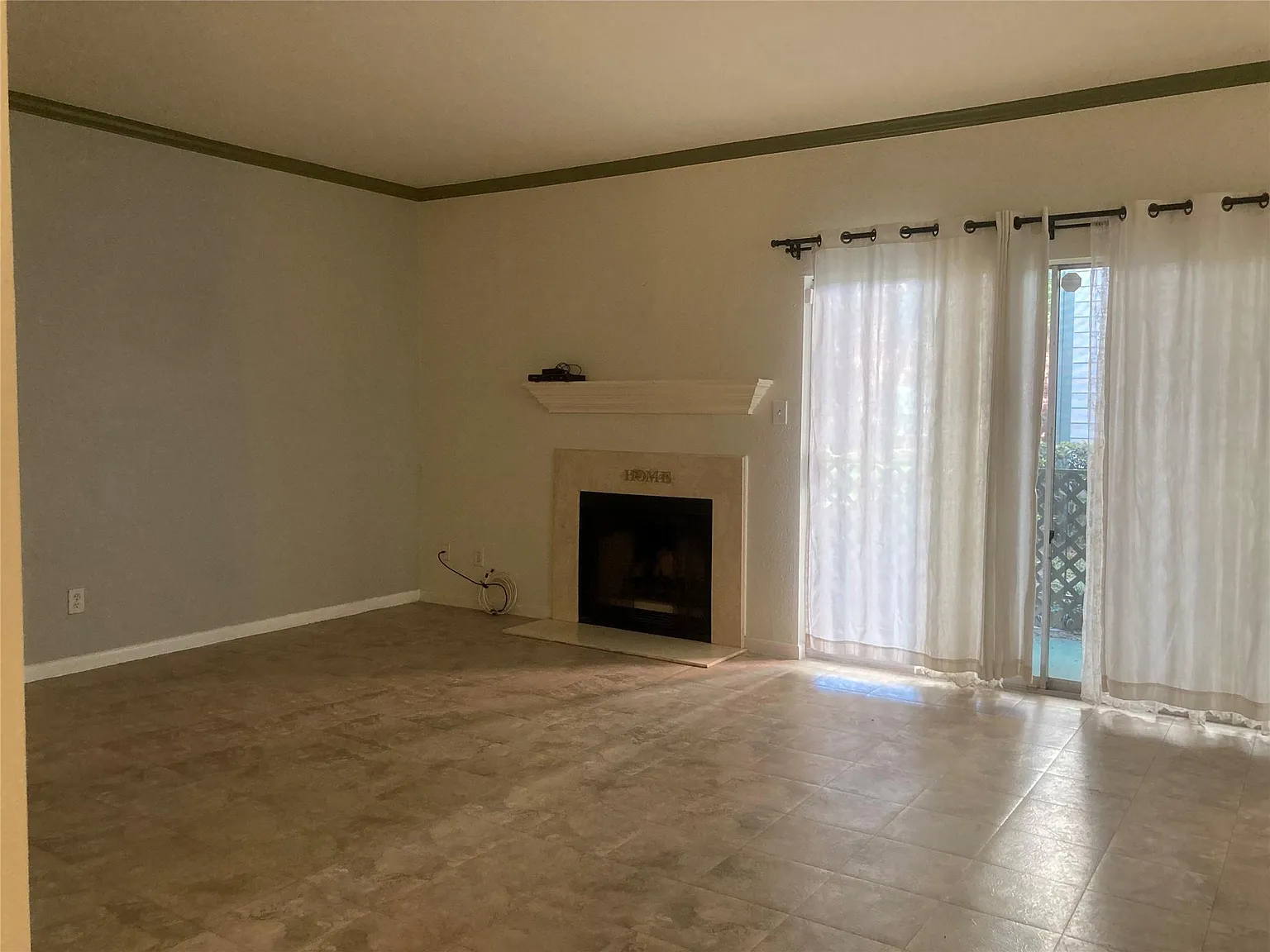 2 bed, 2.0 bath, 1108 sqft, $1,250 — Photo 2