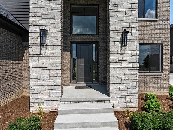 3rd image of 57242 Veridian Blvd