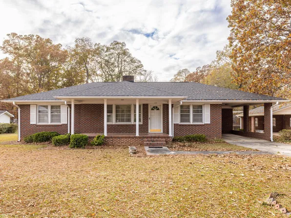 102 S Ramage St, Saluda, SC 29138
