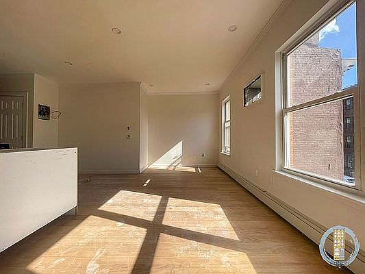 5th image of 509 Greene Ave #2A