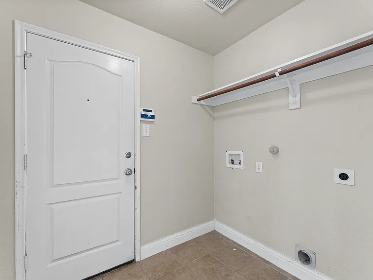 1218 Chattahoochee Dr — Photo 13