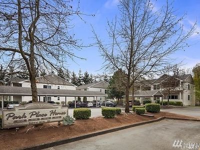 19728 50th Ave W APT 201, Lynnwood, WA, 98036