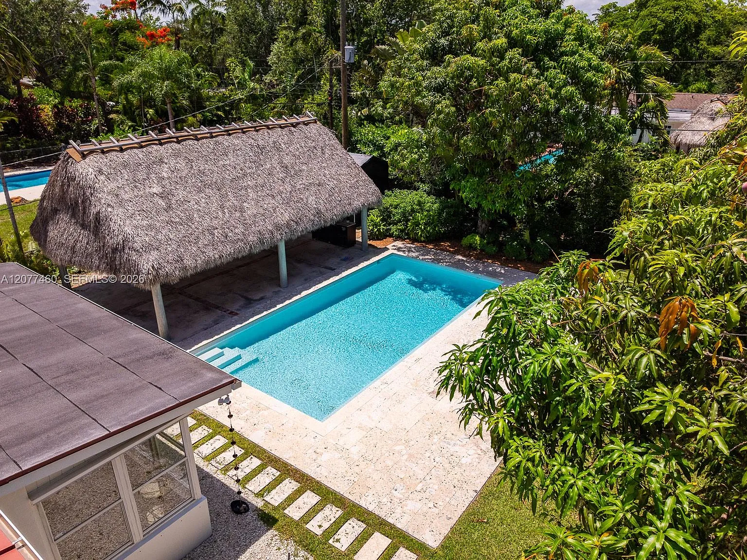 Mango Terrace — Photo 4