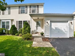 2056 Clover Mill Rd, Quakertown, PA 18951