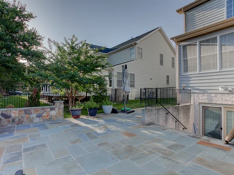 43185 Tandridge Way — Photo 37