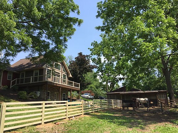 5th image of 128 Beechwood Ln