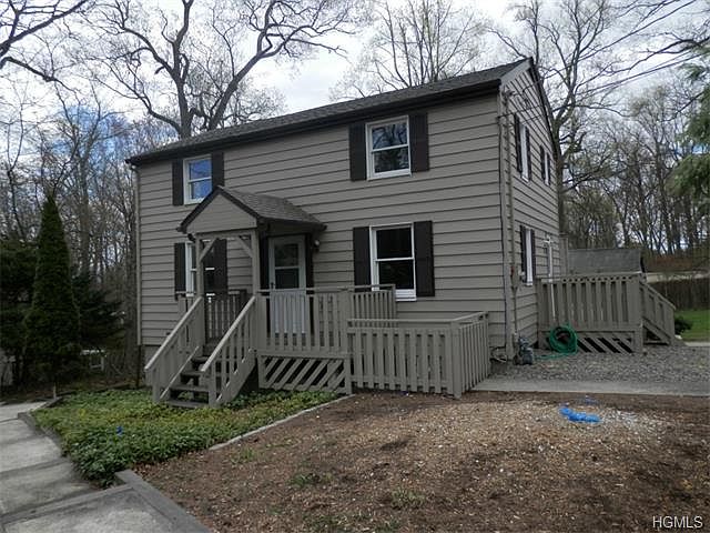 2nd image of 180 Center St