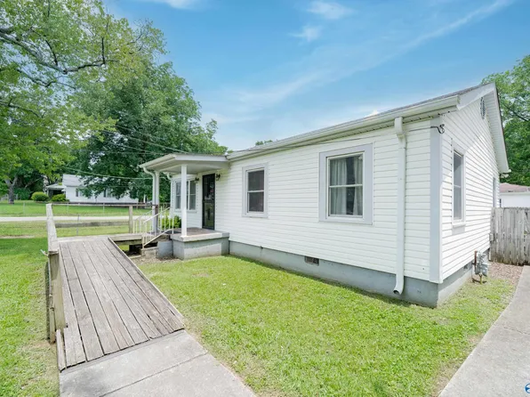 2116 Virginia Blvd NW, Huntsville, AL 35811