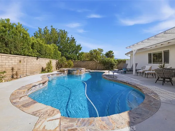28354 Mount Stephen Ave, Santa Clarita, CA 91387