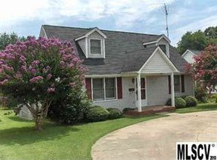 1022 4th Street Dr NW, Hickory, NC 28601