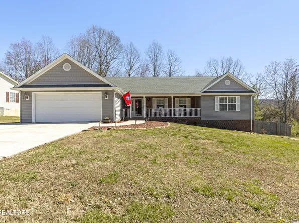 241 Gabriel Dr, Oliver Springs, TN 37840
