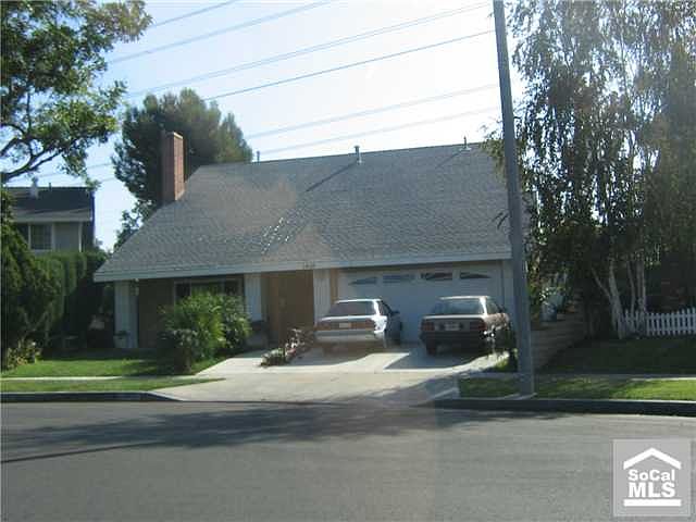 2nd image of 1406 W Moore Ave