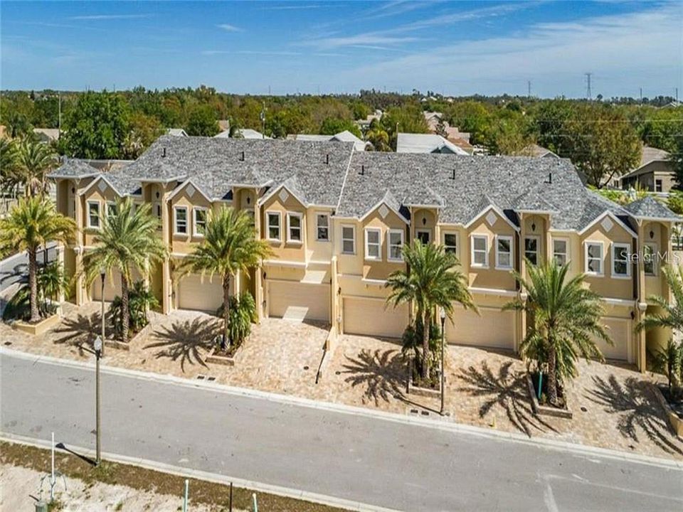 1st image of 813 Grand Cypress Ct N