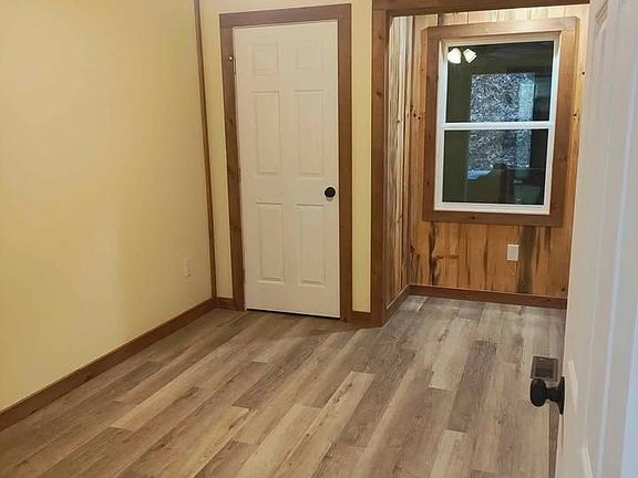 4th image of 55 W Tennessee Ave #2