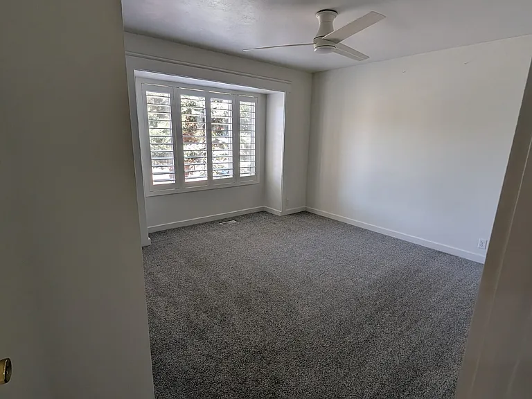 5233 W 6600 S — Photo 11